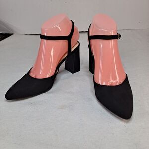 Bandolino Kolby 2 Pumps Womens Size 6M Black Faux Suede Pointed Toe Block Heel